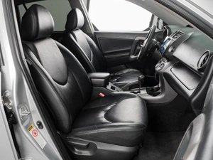 Внедорожник Toyota RAV4 2007 года, 1270000 рублей, Тюмень