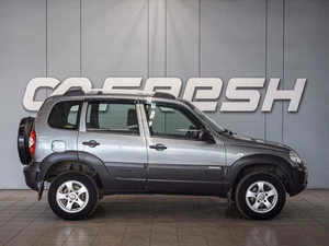 Внедорожник Chevrolet Niva 2016 года, 820000 рублей, Муром