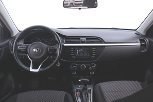 Седан Kia Rio 2018 года, 1400000 рублей, Клинцы