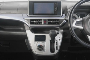 Хетчбэк Daihatsu Cast 2017 года, 829000 рублей, Кемерово