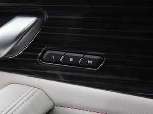 Внедорожник Geely Monjaro 2024 года, 3990000 рублей, Воронеж