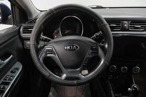 Хетчбэк Kia Rio 2015 года, 1049000 рублей, Новокузнецк