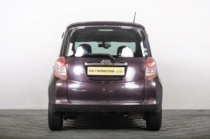 Хетчбэк Toyota Ractis 2010 года, 629000 рублей, Томск