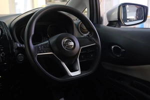 Хетчбэк Nissan Note 2018 года, 1179000 рублей, Омск