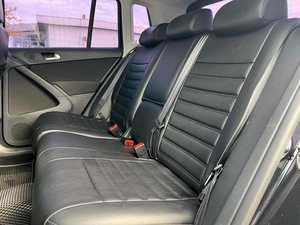 Внедорожник Volkswagen Tiguan 2011 года, 1160000 рублей, Ижевск
