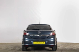 Хетчбэк Opel Astra GTC 2010 года, 599000 рублей, Тюмень