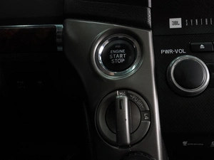 Внедорожник Toyota Land Cruiser 2011 года, 3199000 рублей, Воронеж