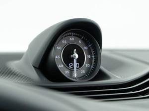 Седан Porsche Taycan 2021 года, 6498999 рублей, Москва