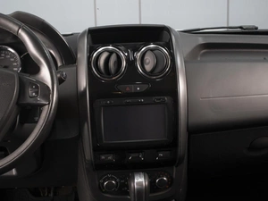 Внедорожник Renault Duster 2018 года, 1130000 рублей, Омск