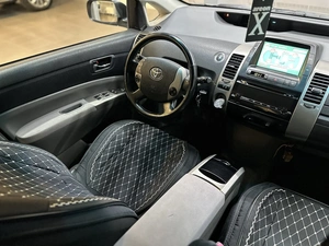Лифтбек Toyota Prius 2008 года, 947000 рублей, Красноярск
