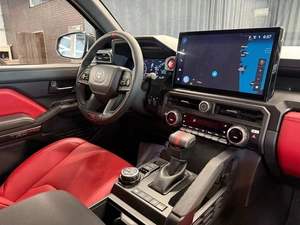 Пикап Toyota Tacoma 2024 года, 9490000 рублей, Павловская Слобода