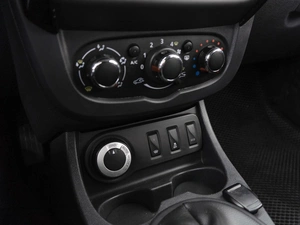 Внедорожник Renault Duster 2020 года, 1349000 рублей, Саратов