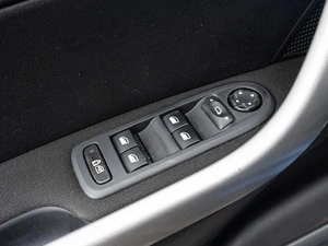 Хетчбэк Peugeot 308 2009 года, 590000 рублей, Краснодар