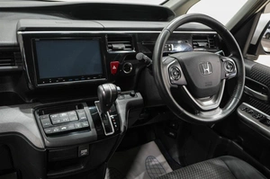 Минивэн Honda Stepwgn Spada 2016 года, 1799000 рублей, Новокузнецк