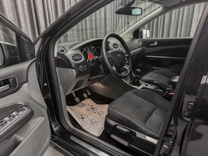 Седан Ford Focus 2011 года, 620000 рублей, Красноярск