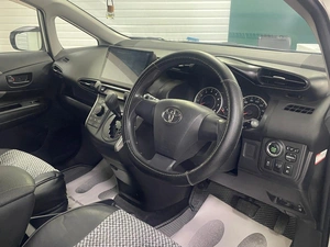Минивэн Toyota Wish 2010 года, 1349000 рублей, Ачинск