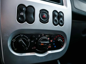 Хетчбэк Renault Sandero 2014 года, 800000 рублей, Красноярск