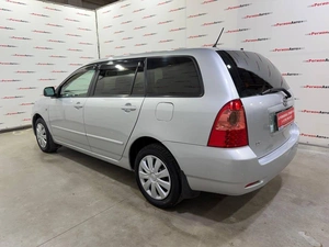 Универсал Toyota Corolla Fielder 2005 года, 655000 рублей, Красноярск