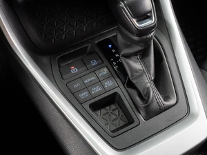 Внедорожник Toyota RAV4 2020 года, 3627554 рублей, Тюмень