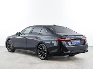 Седан BMW 5 серия 2023 года, 6949050 рублей, Москва