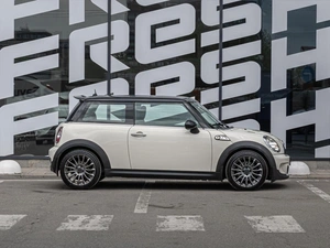 Хетчбэк MINI Cooper S 2010 года, 1130000 рублей, Краснодар
