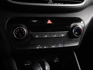 Внедорожник Hyundai Tucson 2020 года, 2397000 рублей, Красный Пахарь