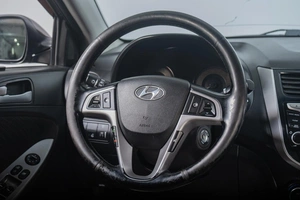 Седан Hyundai Solaris 2014 года, 1049000 рублей, Томск