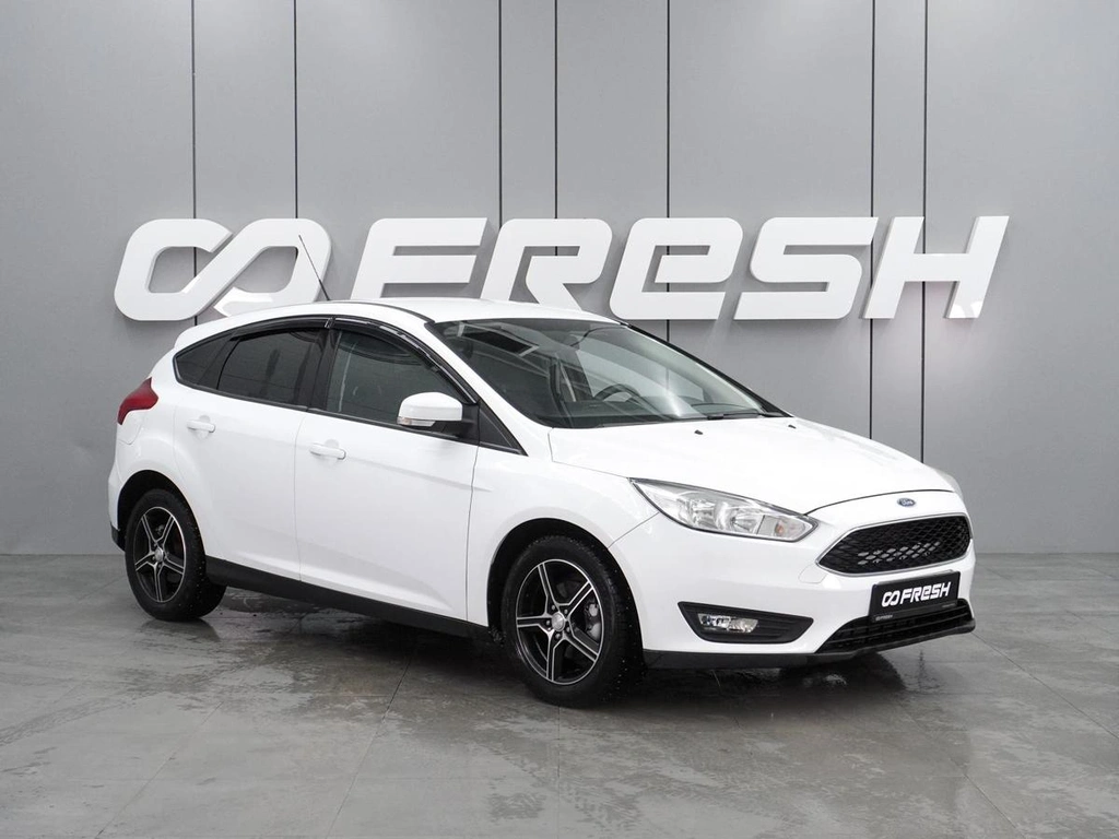 Хетчбэк Ford Focus 2015 года, 954000 рублей, Воронеж