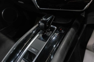 Внедорожник Honda Vezel 2018 года, 1699000 рублей, Новокузнецк