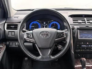 Седан Toyota Camry 2017 года, 2600000 рублей, Орёл