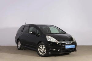 Универсал Honda Fit Shuttle 2012 года, 1069000 рублей, Новосибирск