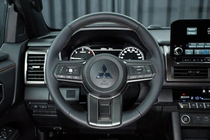 Пикап Mitsubishi L200 2025 года, 5500000 рублей, Красноярск