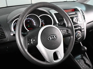 Минивэн Kia Venga 2012 года, 1119000 рублей, Аксай