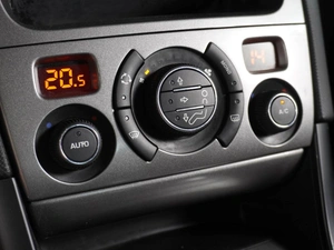 Седан Peugeot 408 2013 года, 729000 рублей, Воронеж