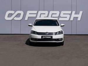 Седан Volkswagen Passat 2011 года, 1019000 рублей, Кропоткин