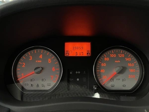 Хетчбэк Renault Sandero 2011 года, 697000 рублей, Солонцы