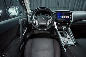 Внедорожник Mitsubishi Pajero Sport 2020 года, 3697000 рублей, Красноярск