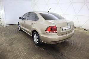 Седан Volkswagen Polo 2015 года, 970000 рублей, Обнинск