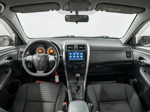 Седан Toyota Corolla 2012 года, 1250000 рублей, Красноярск