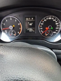 Седан Volkswagen Jetta 2012 года, 890000 рублей, Красноярск