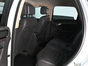 Внедорожник Volkswagen Touareg 2019 года, 4349000 рублей, Аксай