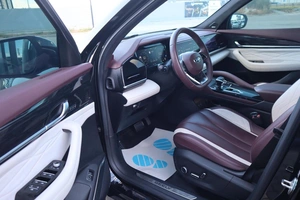 Седан Geely Monjaro 2023 года, 3400000 рублей, Мирное