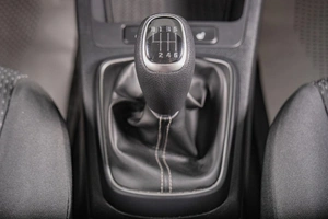 Седан Kia Rio 2021 года, 1439000 рублей, Томск