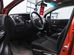 Внедорожник Renault Kaptur 2017 года, 1350000 рублей, Красноярск