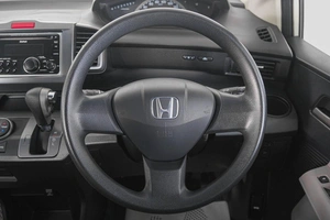 Минивэн Honda Freed 2009 года, 999000 рублей, Кемерово