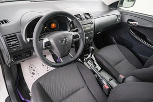 Седан Toyota Corolla 2012 года, 1159000 рублей, Красноярск