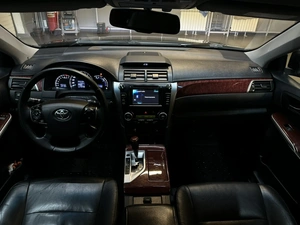 Седан Toyota Camry 2013 года, 1797000 рублей, Красноярск