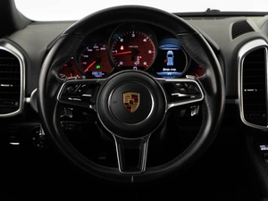Внедорожник Porsche Cayenne 2017 года, 4769999 рублей, Москва