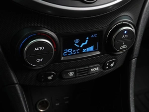 Седан Hyundai Solaris 2015 года, 999000 рублей, Воронеж