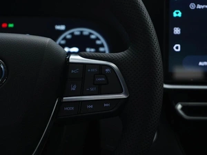 Внедорожник Toyota Highlander 2026 года, 5498888 рублей, Москва